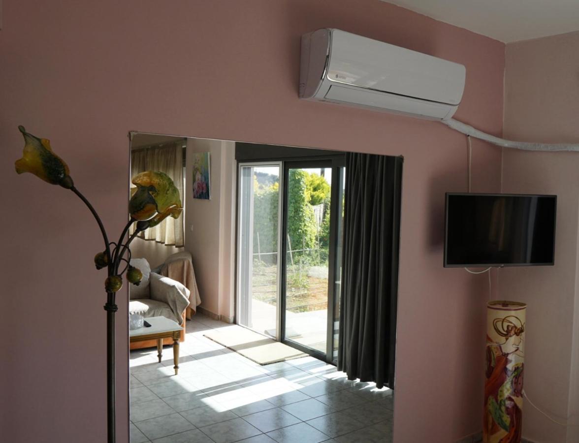 Romanos Patras Studio Extérieur photo