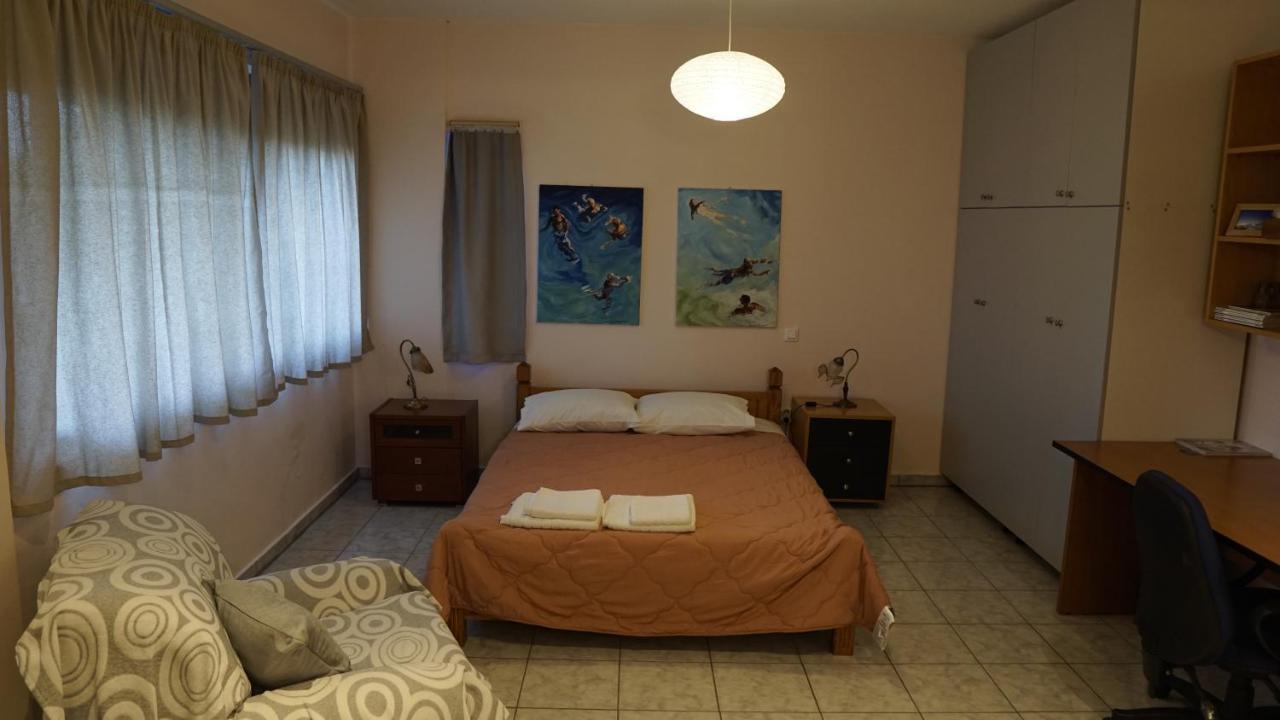 Romanos Patras Studio Extérieur photo