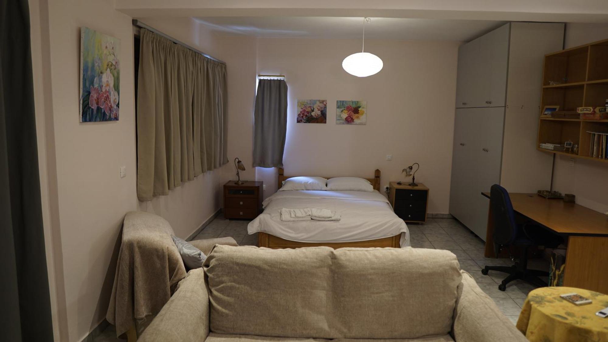 Romanos Patras Studio Extérieur photo