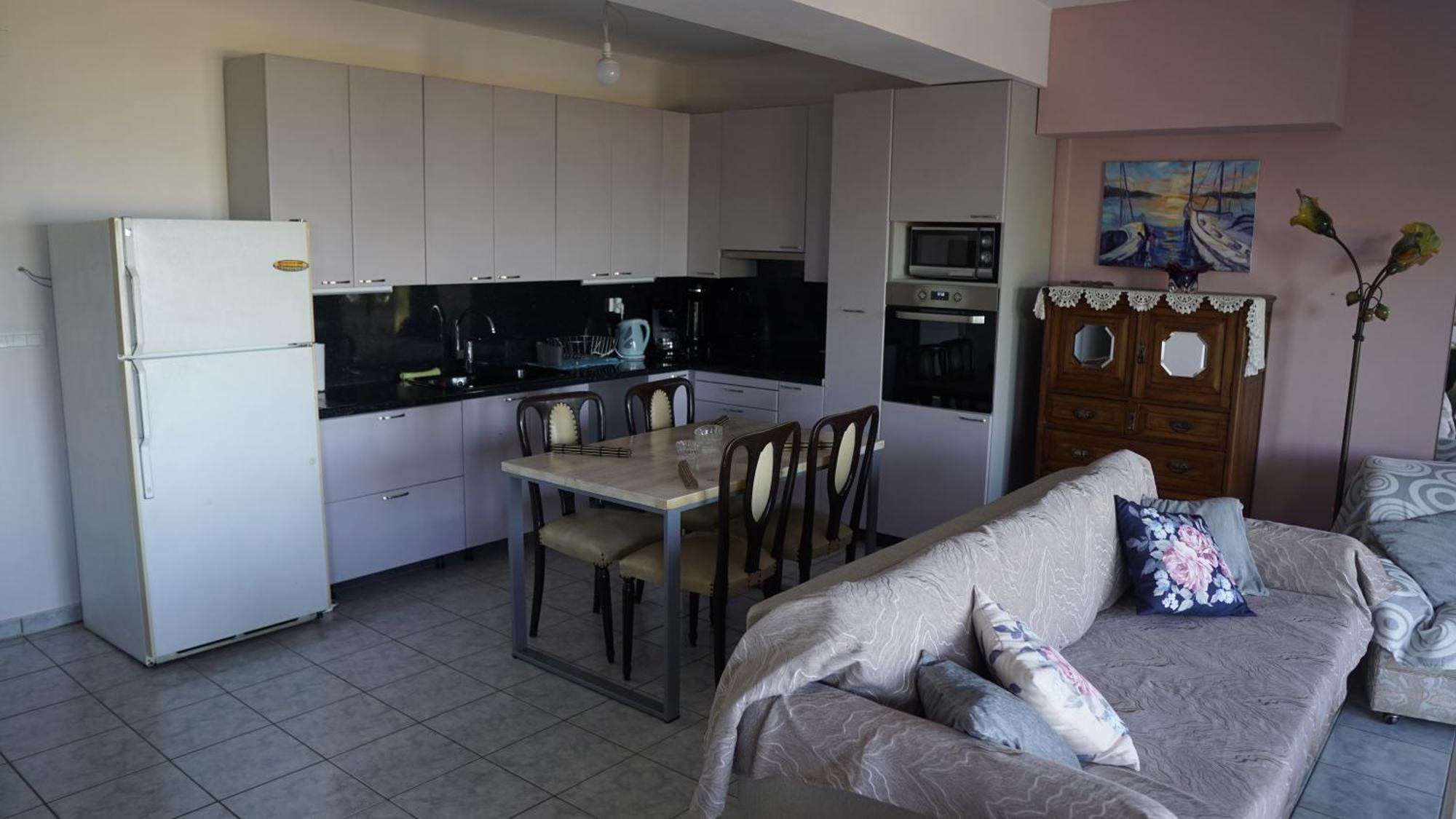 Romanos Patras Studio Extérieur photo